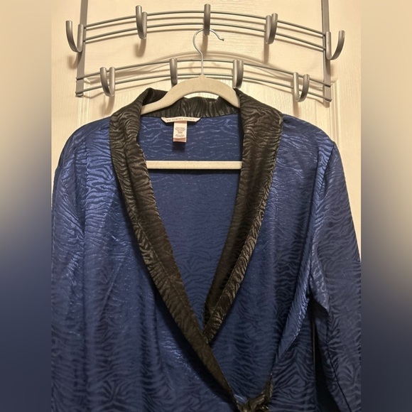 VICTORIA’S SECRET kimono robe black and blue zebra print women’s M/L women’s - Picture 5 of 13